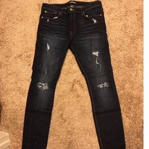 NEVER WORN EXPRESS JEANS